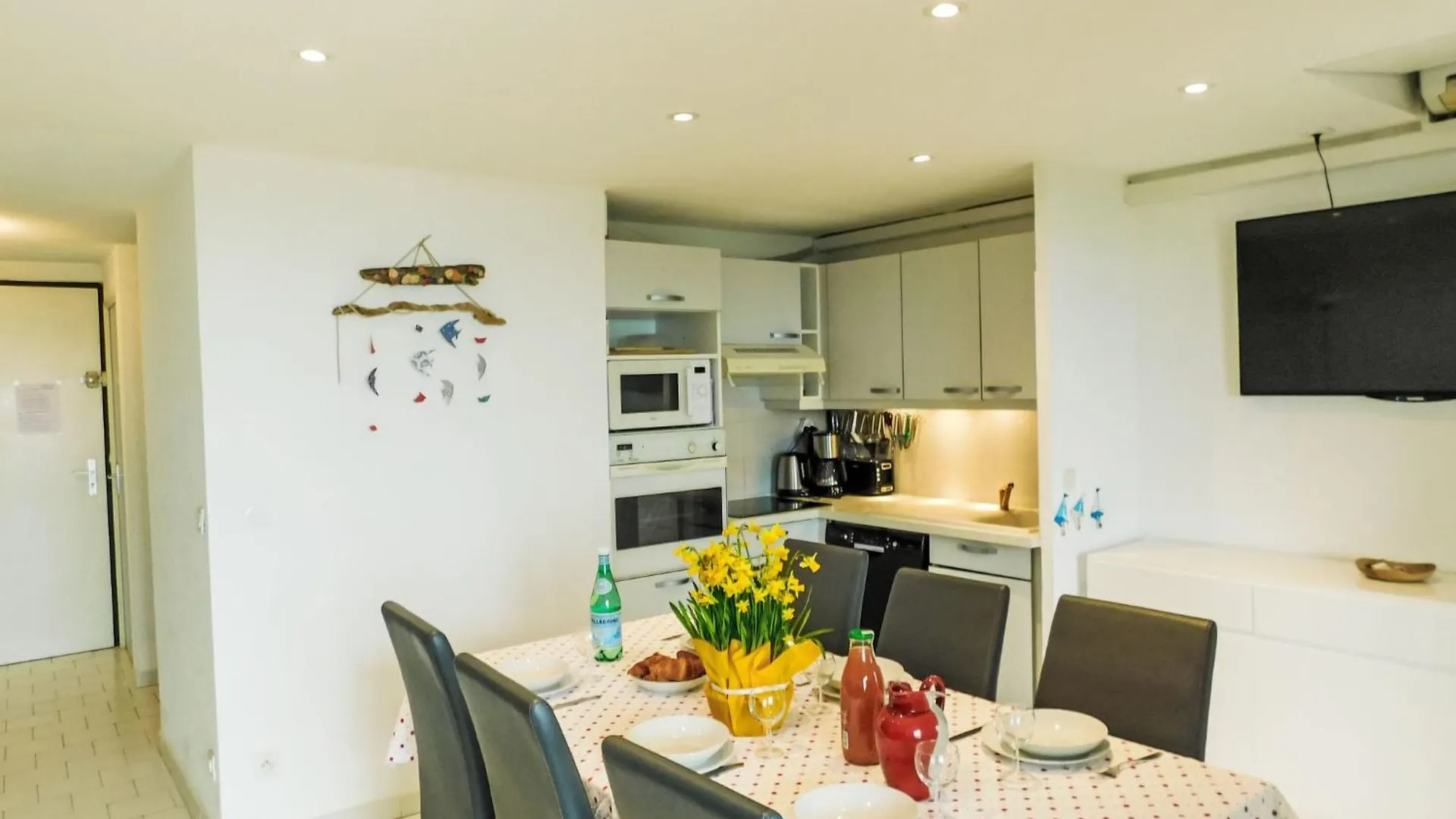 Apartment Terre Marine-2 By Interhome Sanary-sur-Mer